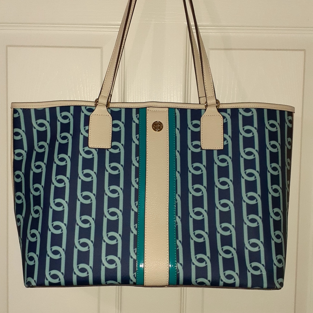 Blue and Cream Patterned Tote